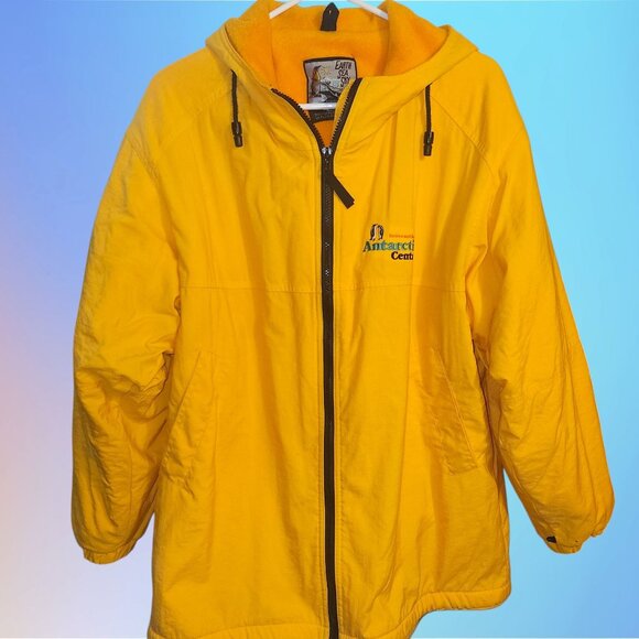 International Antarctic Centre Yellow Hooded Jacket Mens Small By Earth Sea Sky - Picture 11 of 15